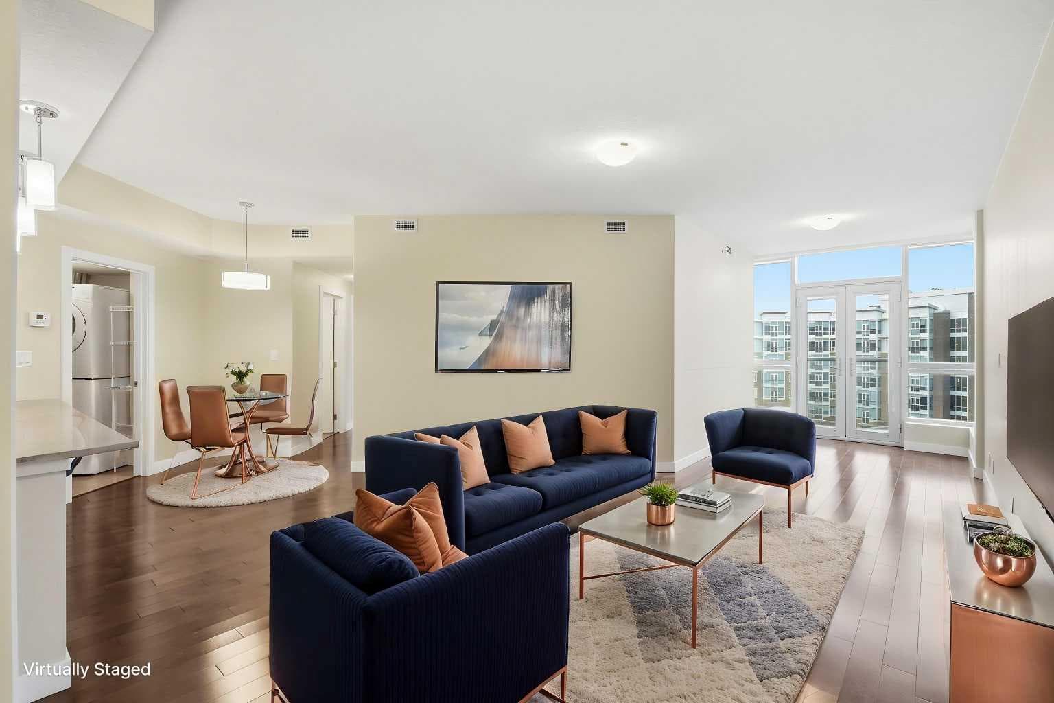 701, 16 Varsity Estates Circle NW — photo 4