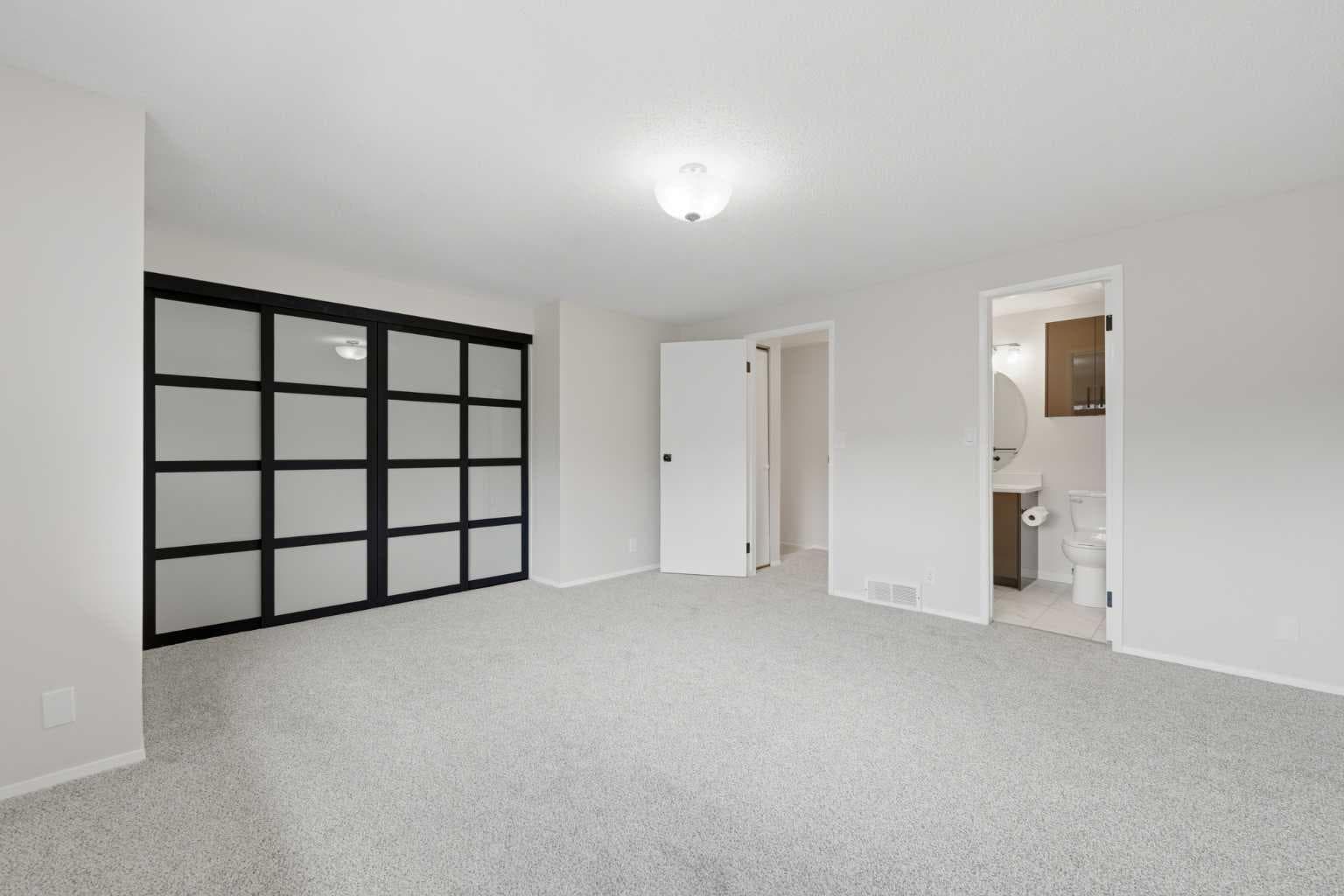 36 Falconer Terrace NE — photo 4