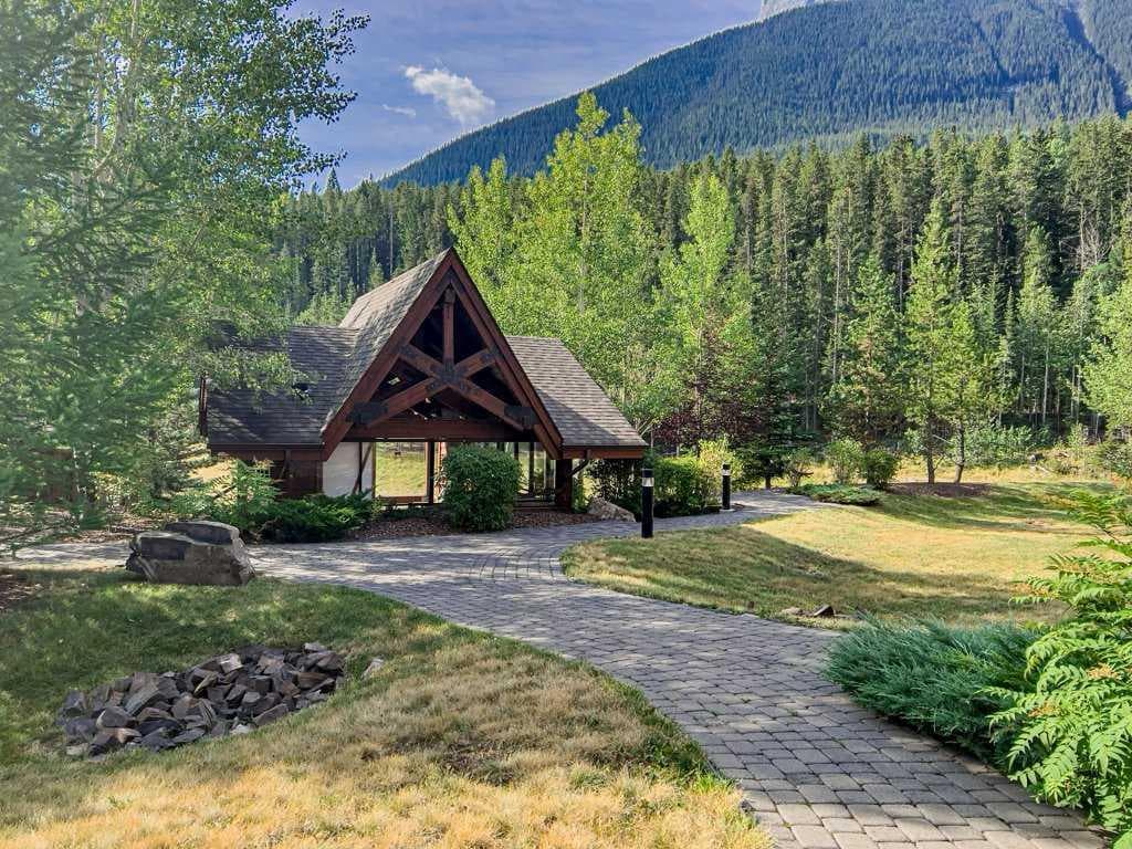 105, 106 Stewart Creek Landing — photo 4
