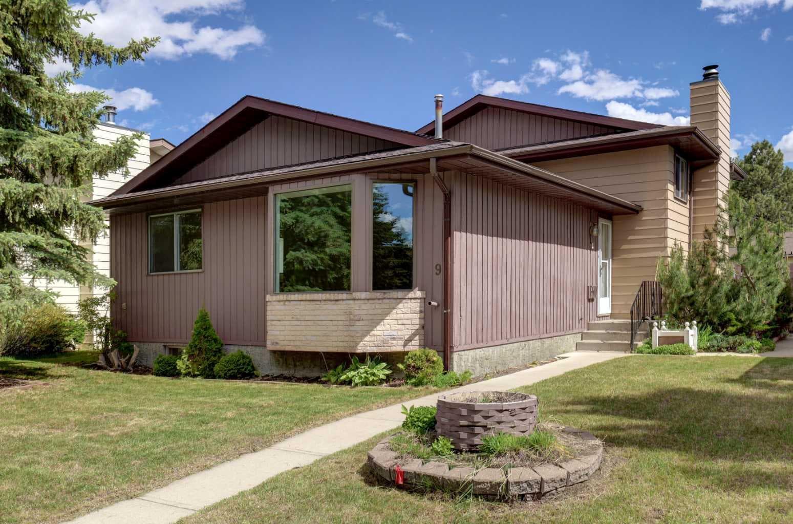 9 Maple Leaf Road — photo 1