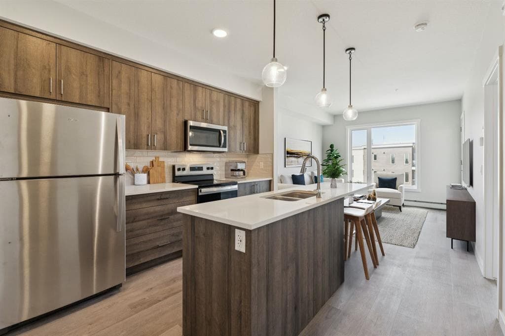 412, 700 Shawnee Square SW — photo 1