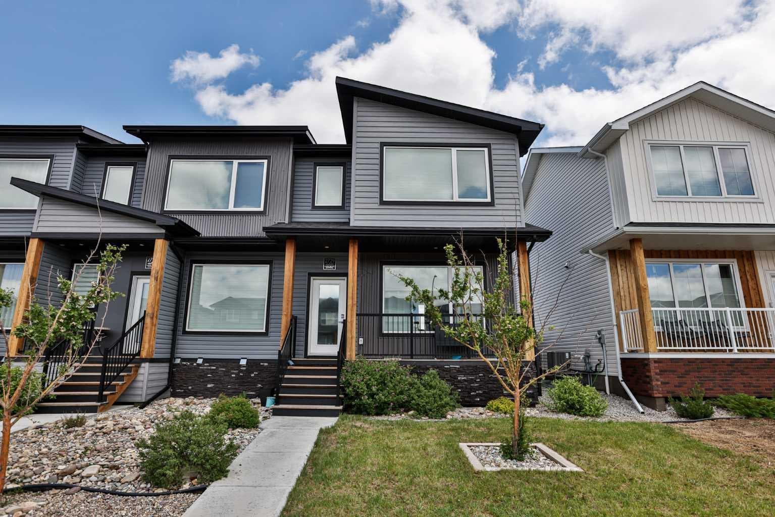 Row/Townhouse in Discovery