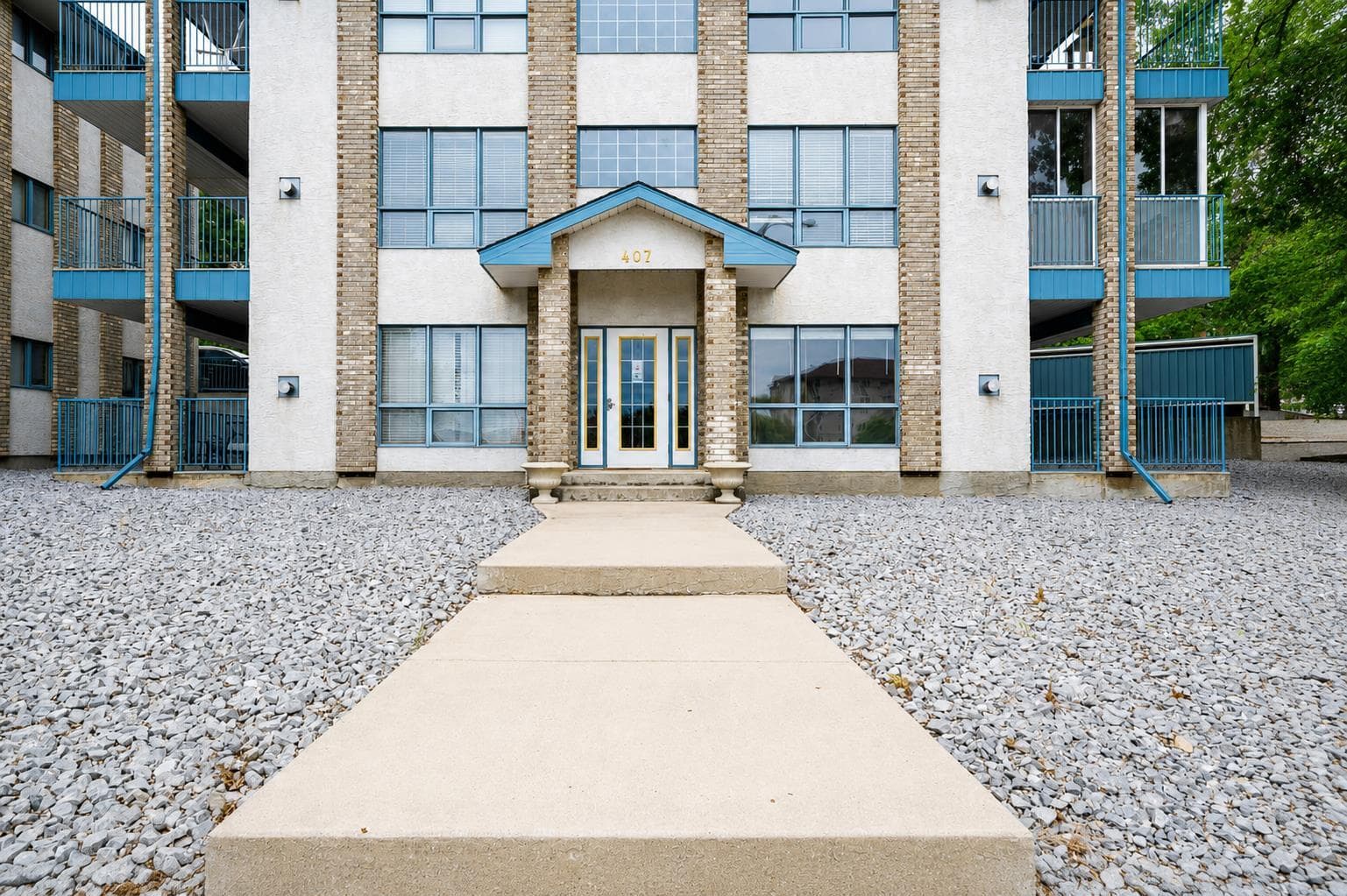4, 407 Macleod Trail SE — photo 4