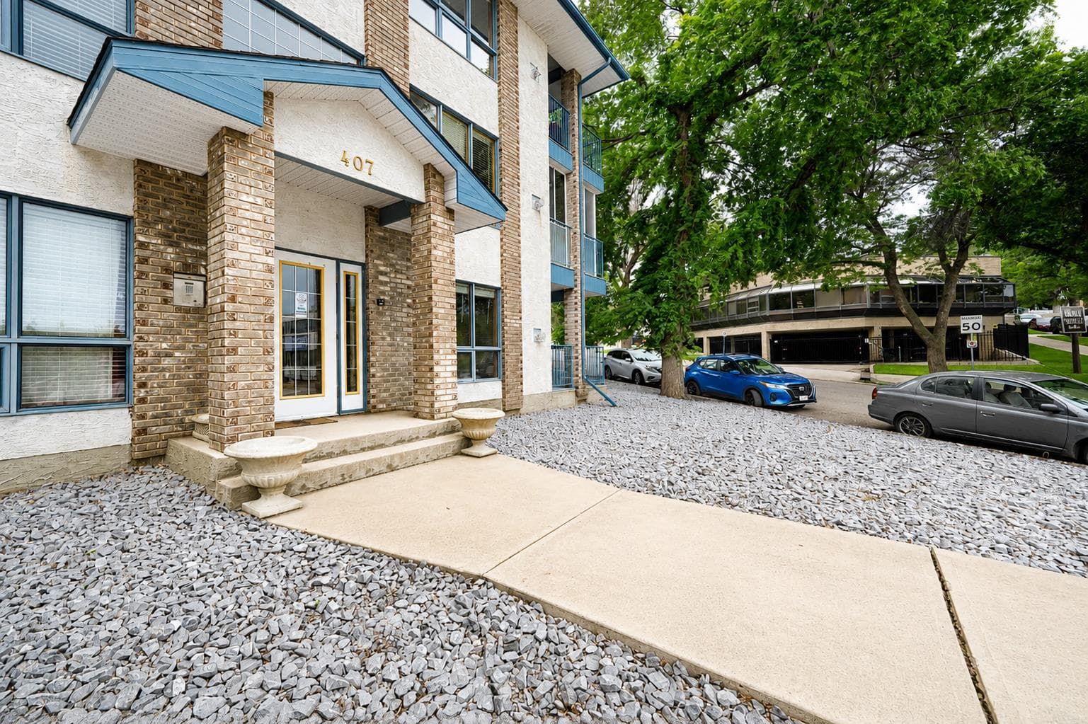 4, 407 Macleod Trail SE — photo 5