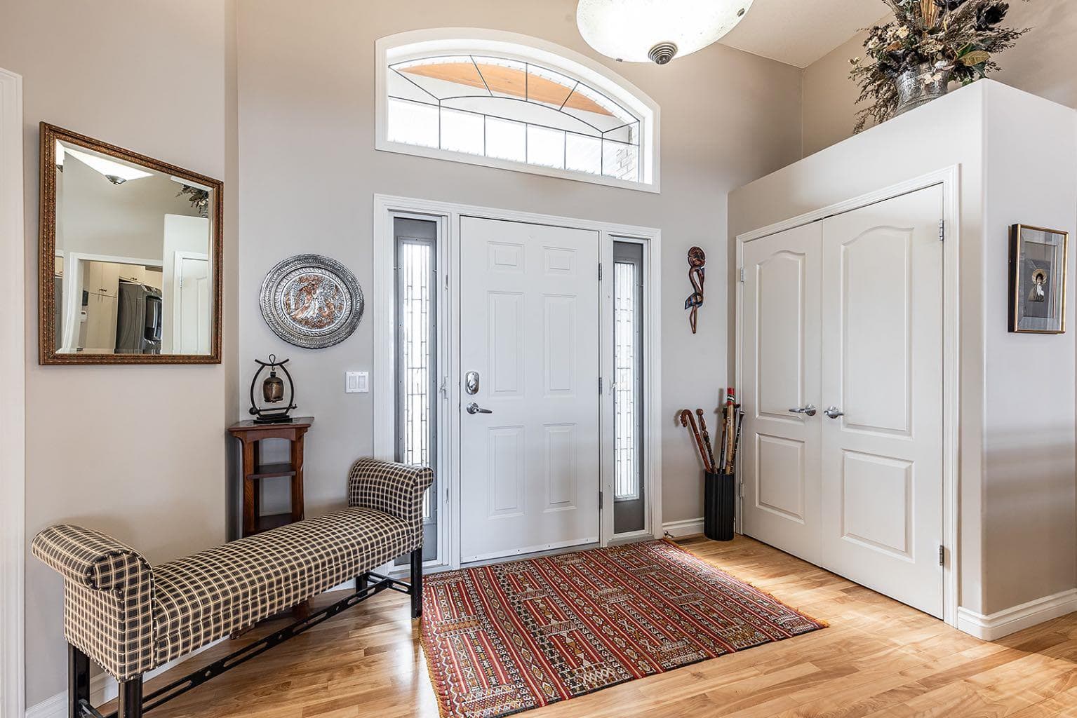28 Chinook Place SW — photo 2