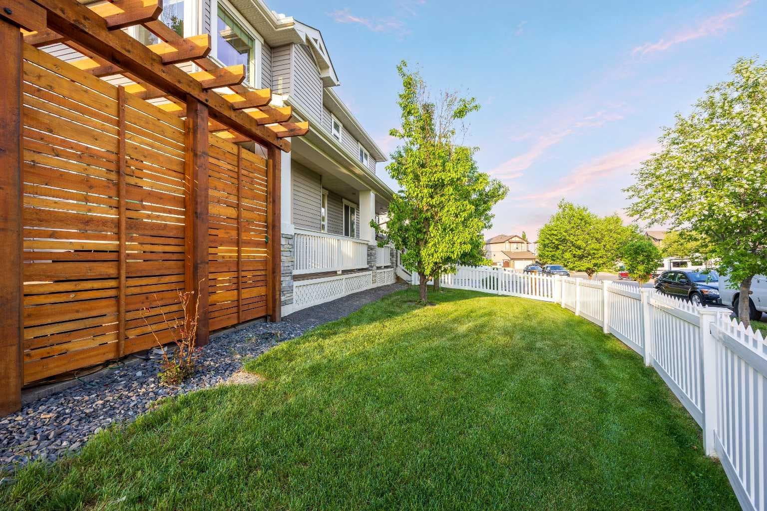 318 Coopers Drive SW — photo 5