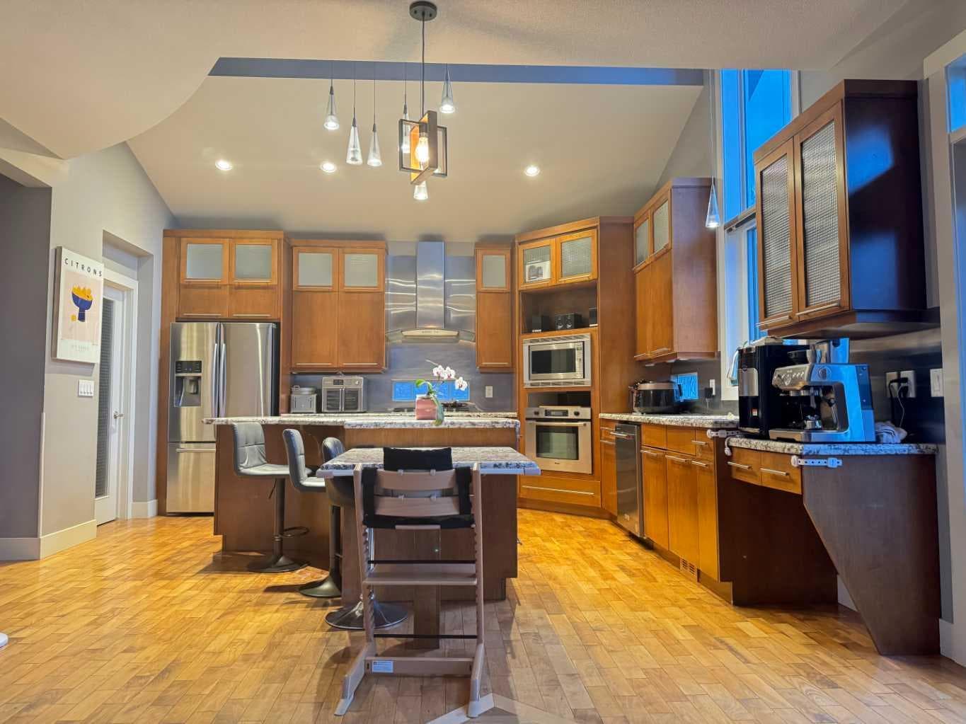 32 Evercreek Bluffs Crescent SW — photo 5