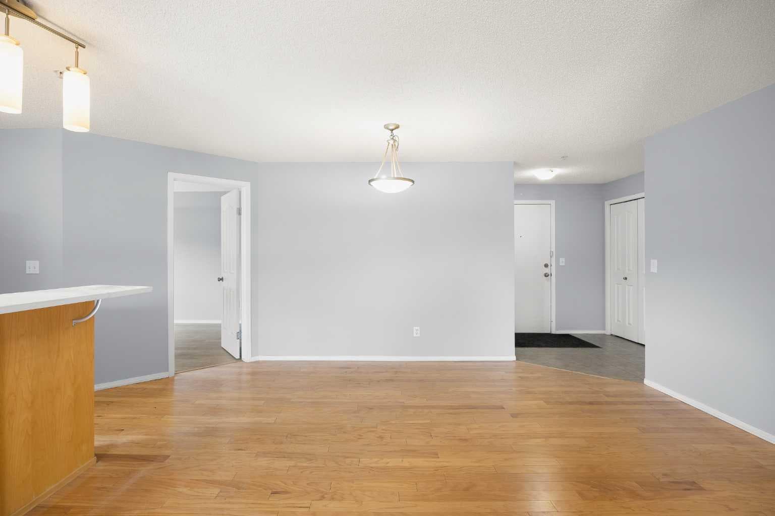 4201, 60 Panatella Street NW — photo 5