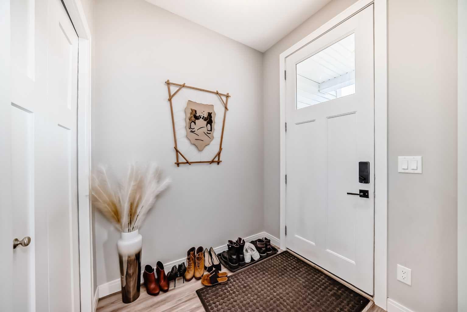 246 Cooperswood Green SW — photo 4