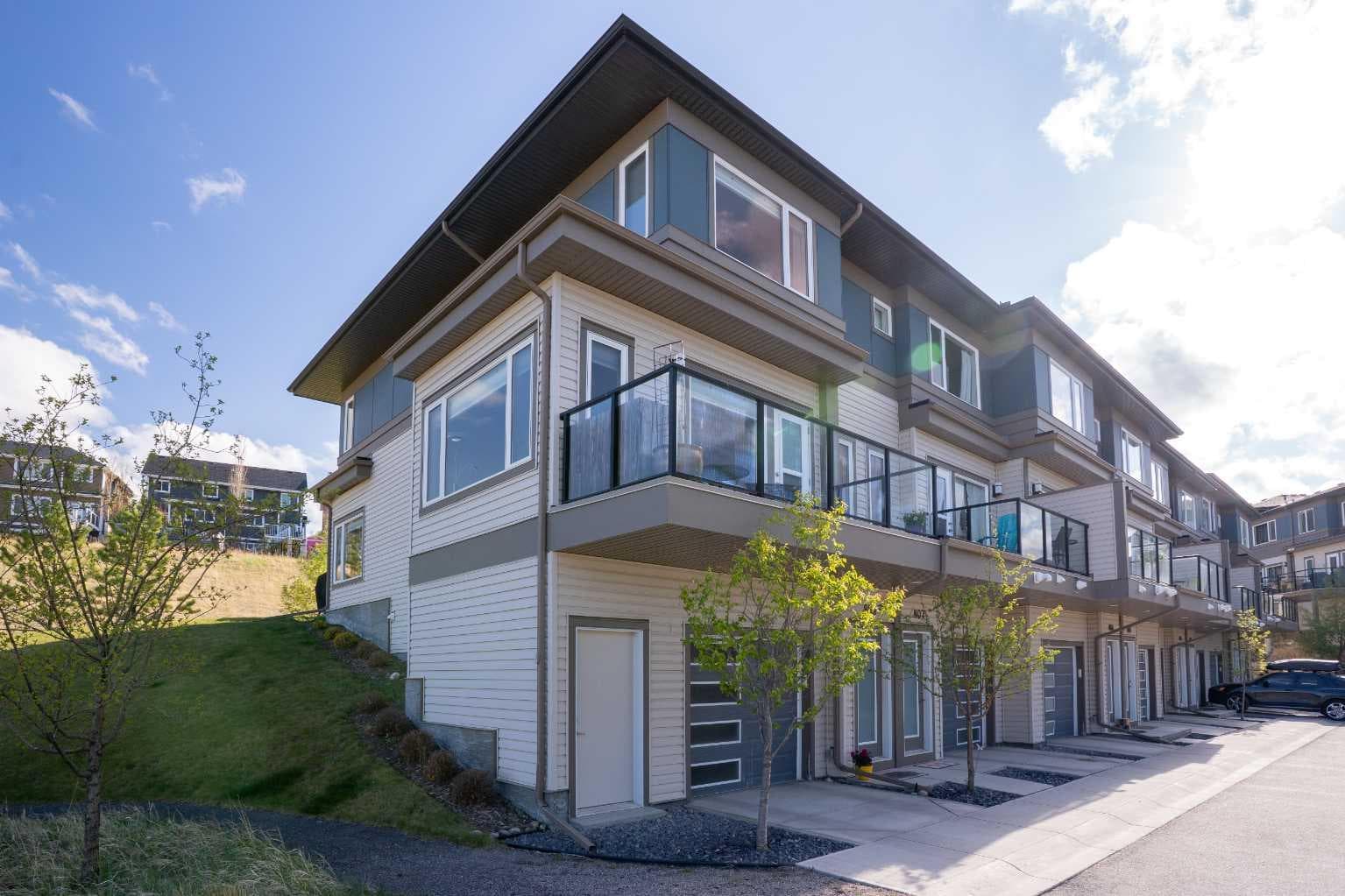 808, 501 River Heights Drive — photo 1