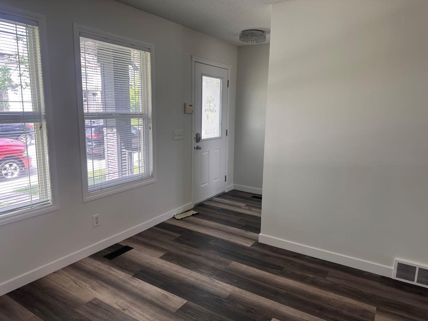 78 Crystal Shores Heights — photo 2