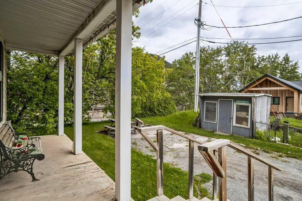 5 Mt. Laurie Road — photo 2