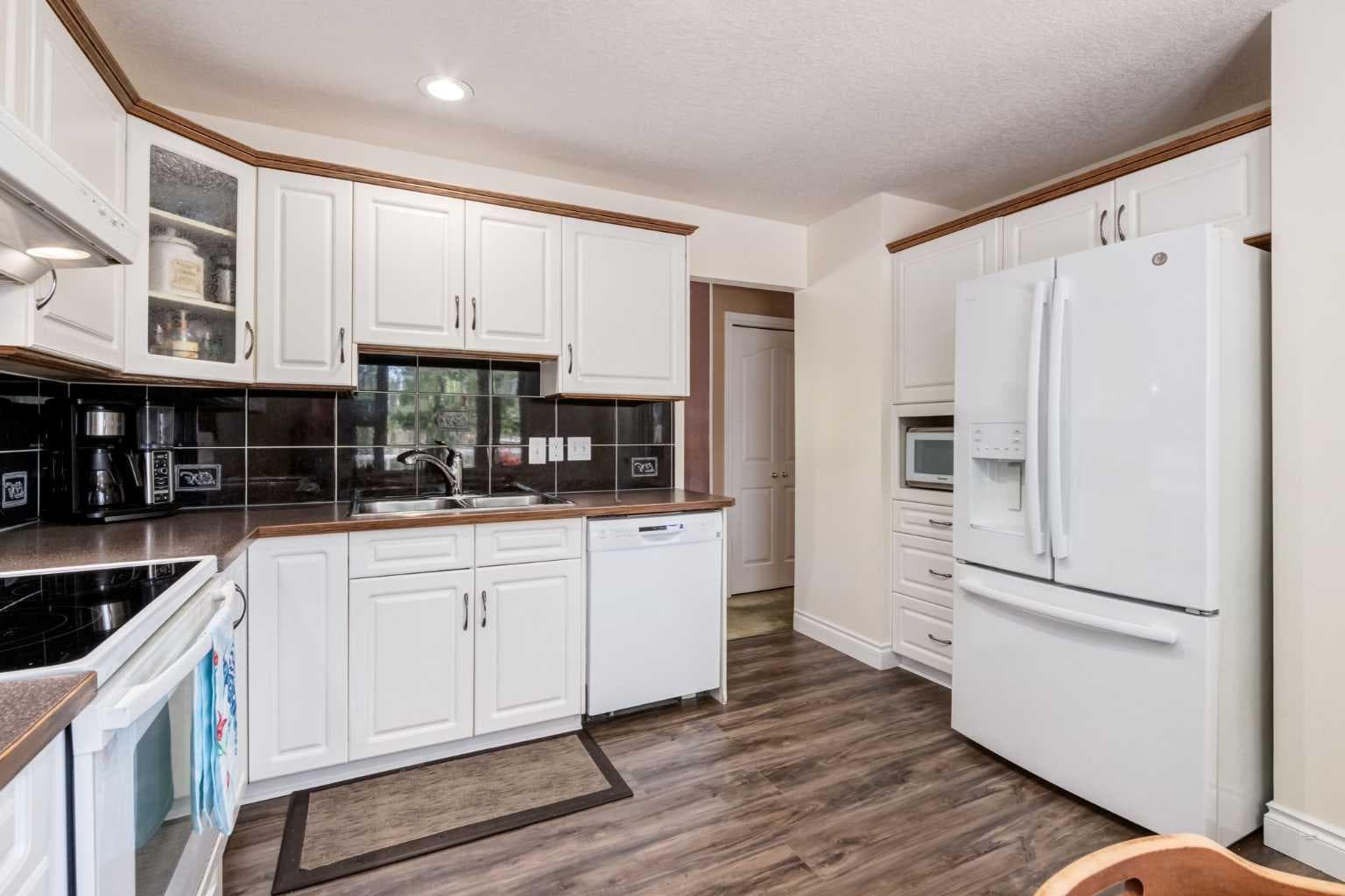 216 Cannington Place SW — photo 5