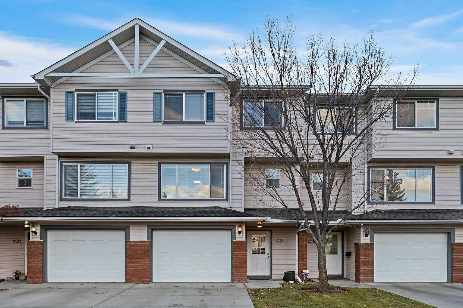 258 Rocky Ridge Court NW — photo 3