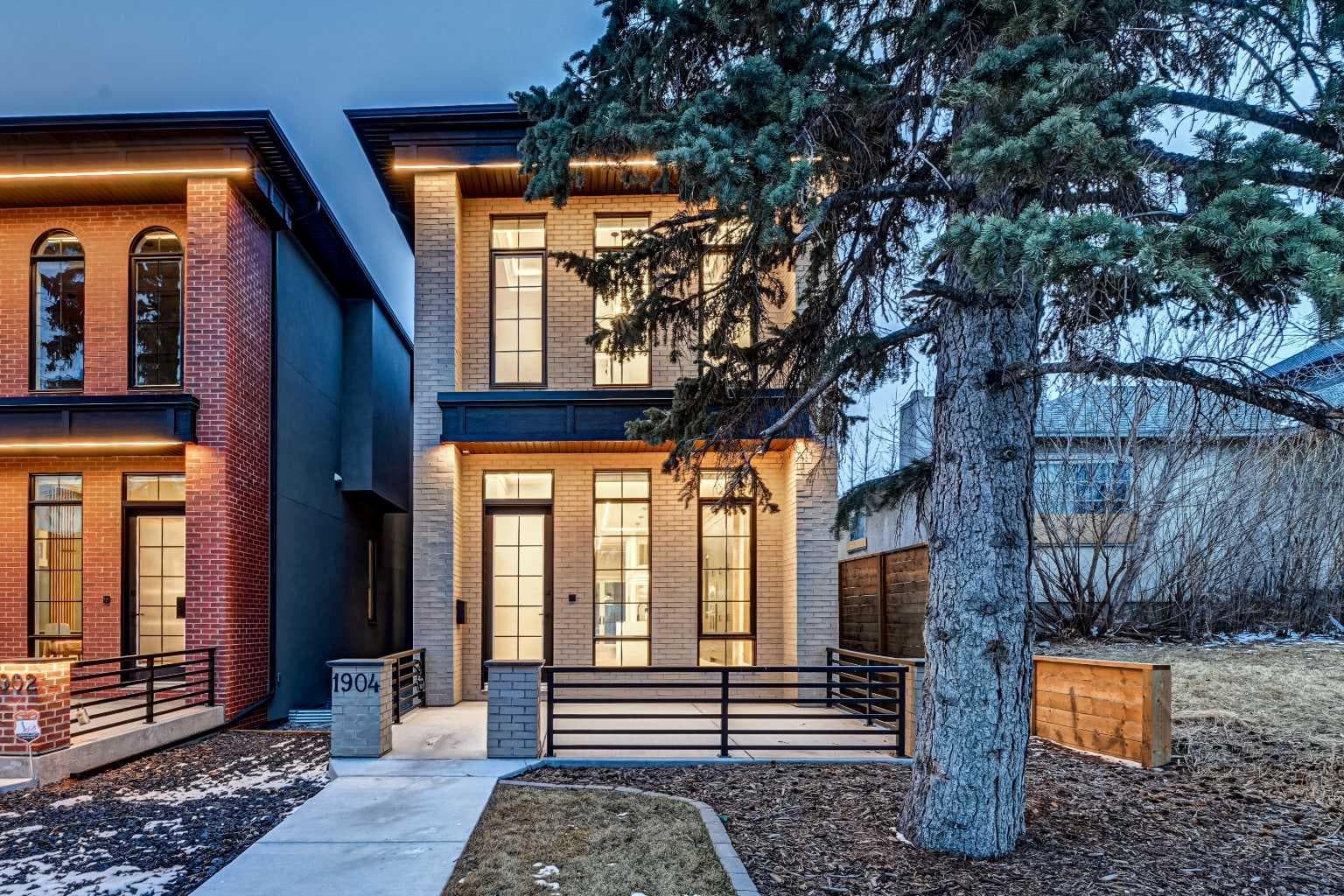 1904 13 Street SW — photo 1
