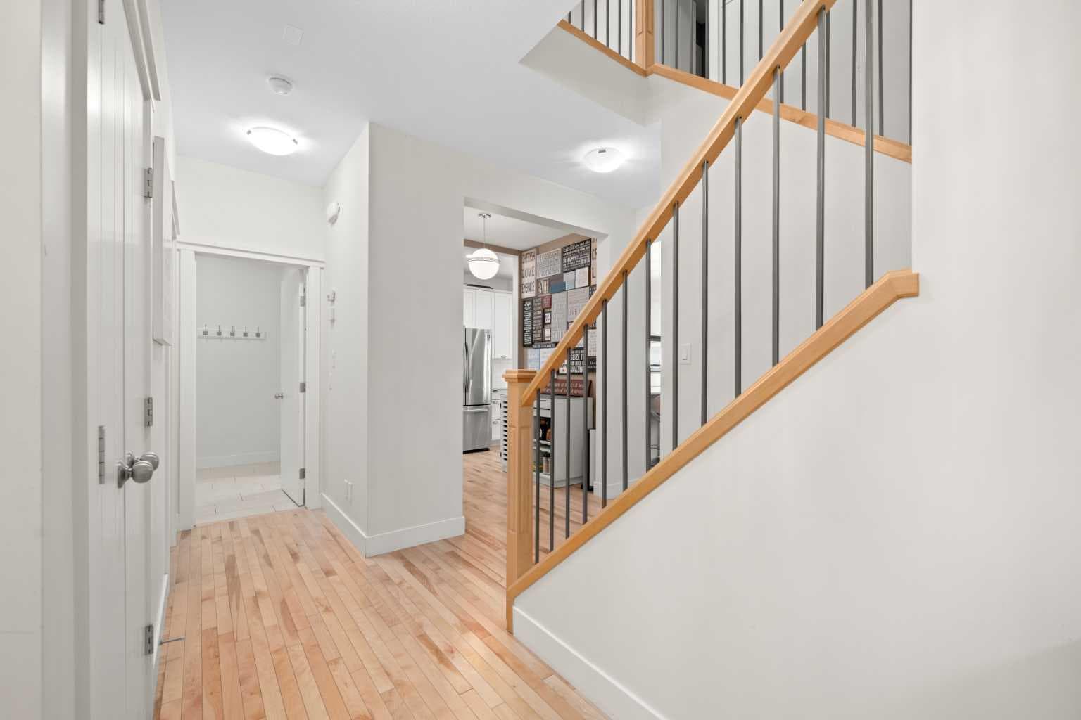 115 Mahogany Way SE — photo 3