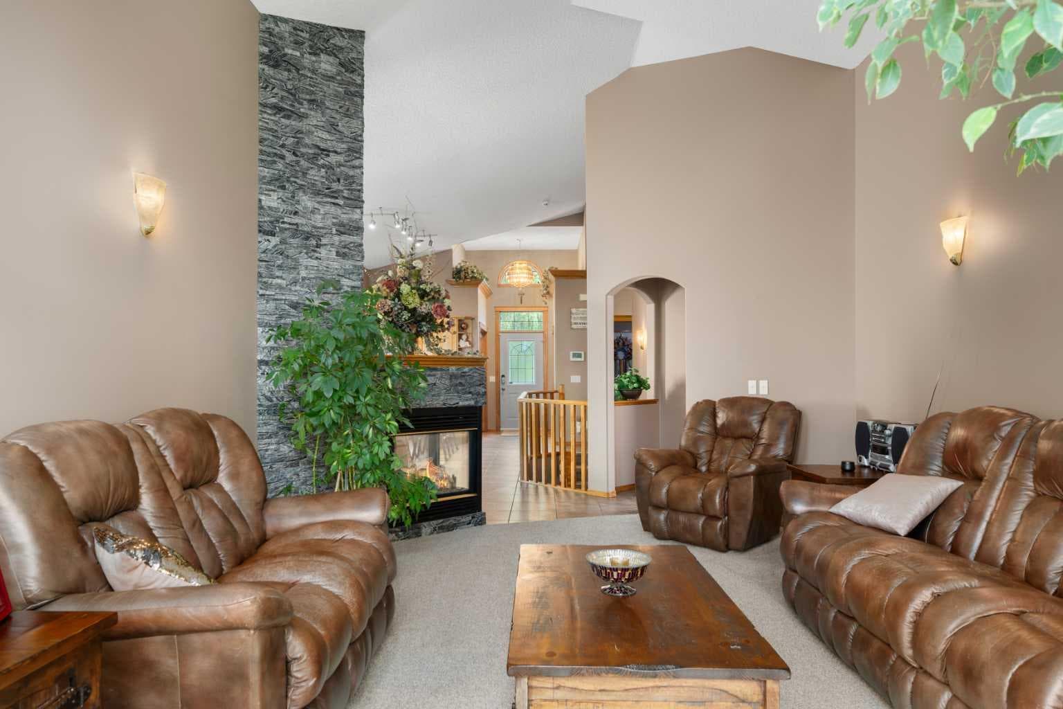 138 Gleneagles View — photo 5
