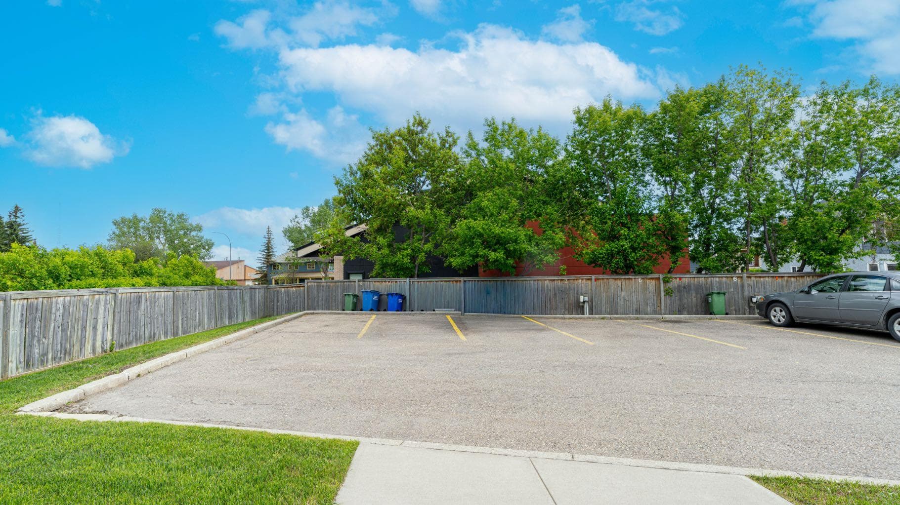 8, 120 Ross Avenue — photo 4
