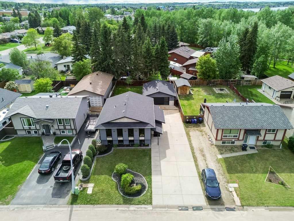 16 Willow Street — photo 2