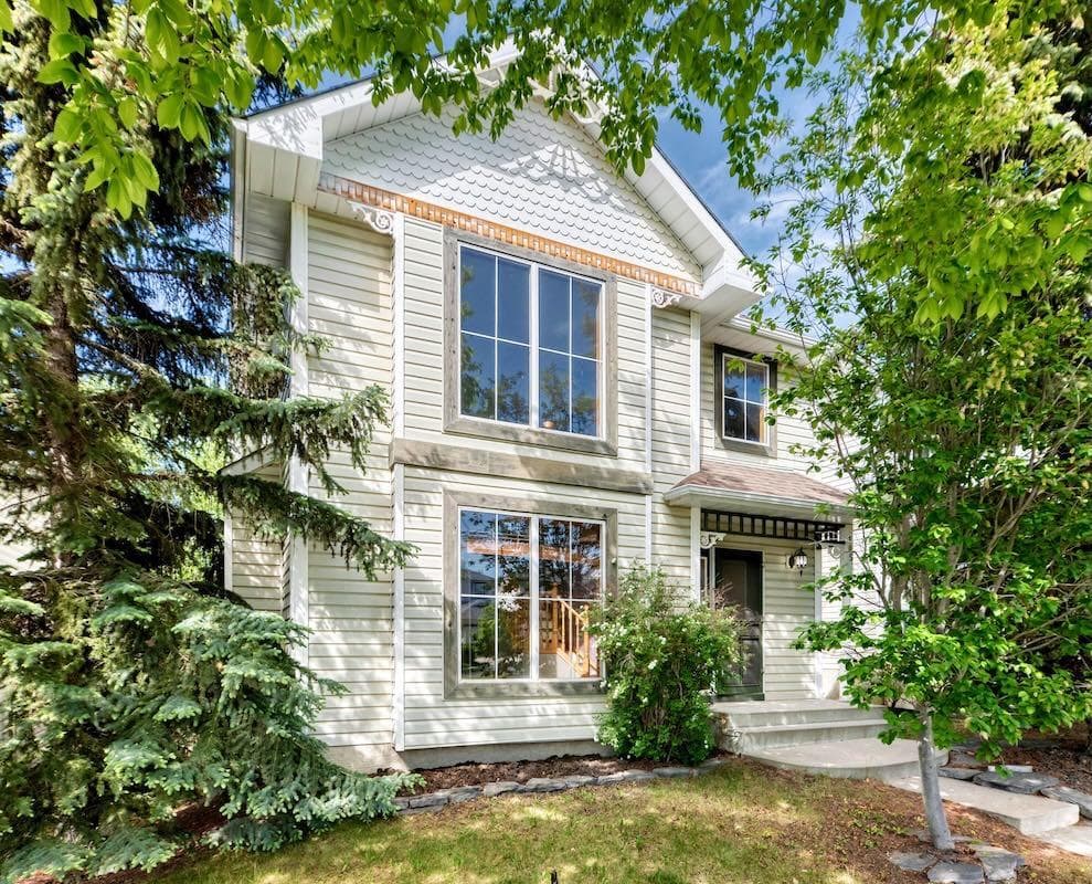 105 Tuscany Way NW — photo 1