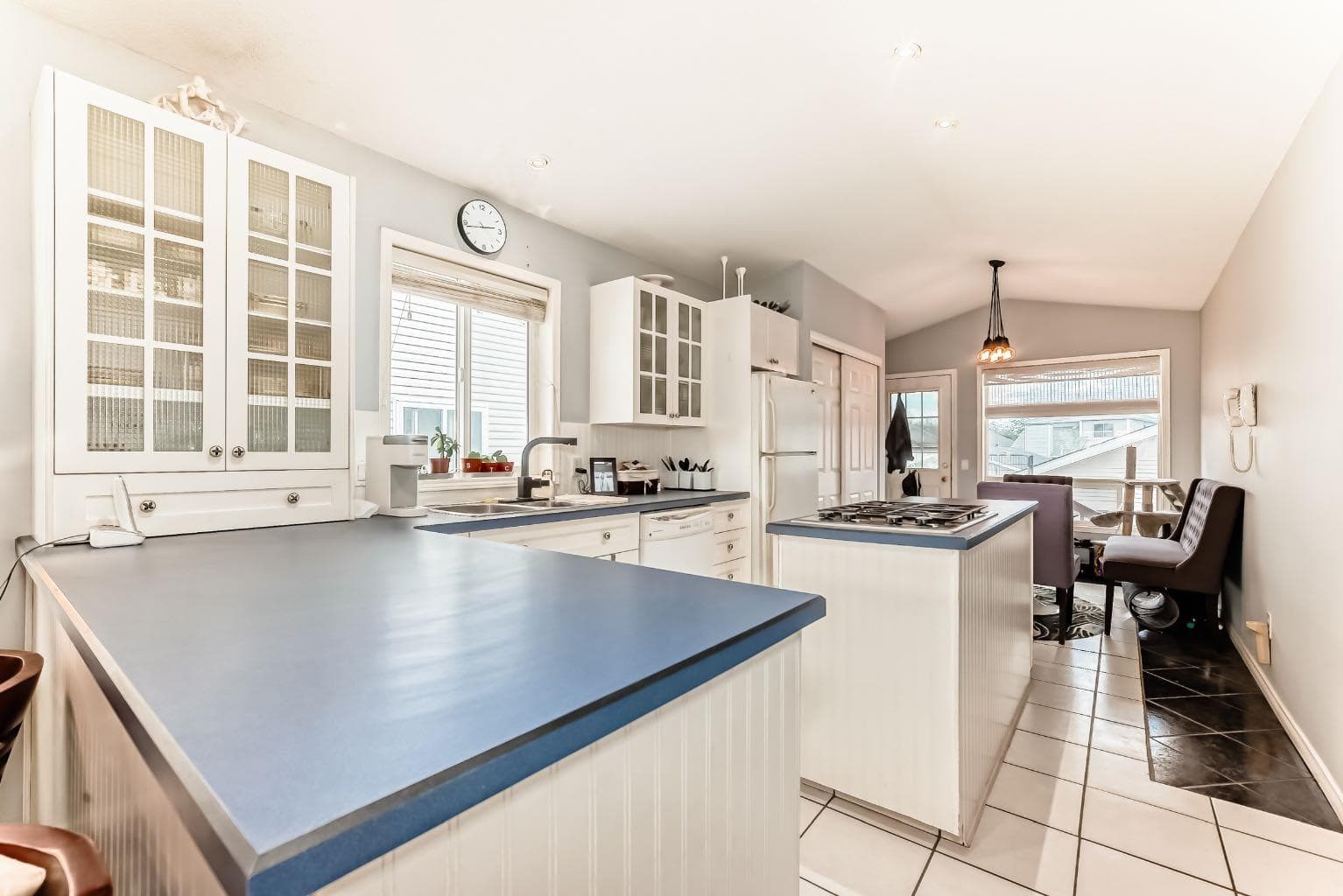 307 Mt Lorette Place SE — photo 5