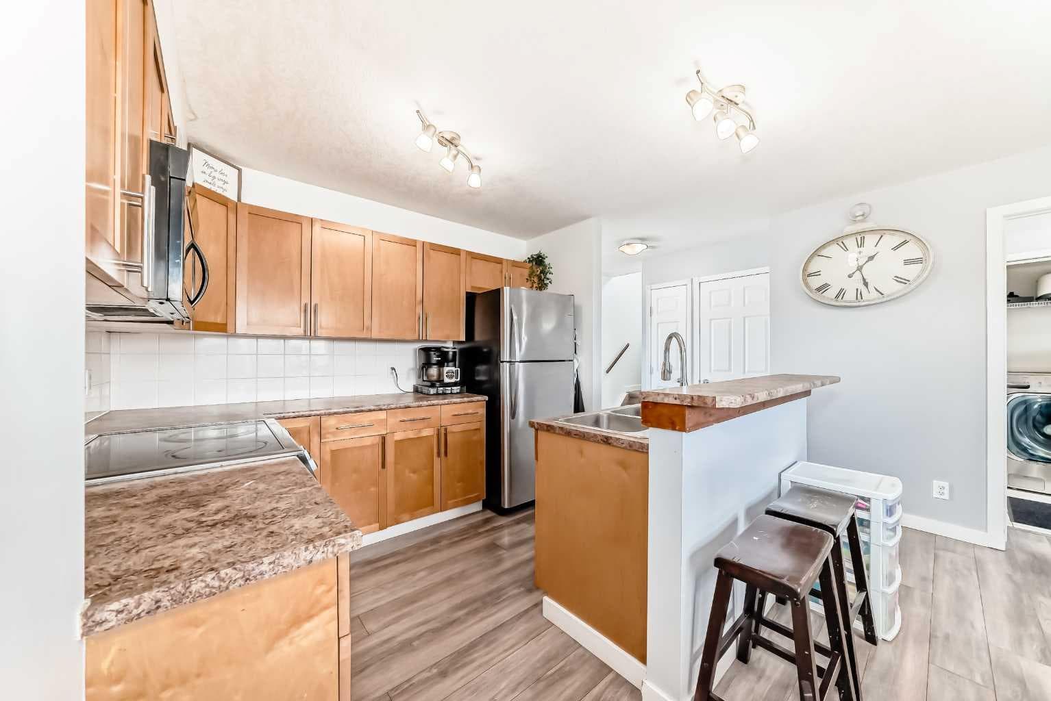 1552 Mcalpine Street — photo 4
