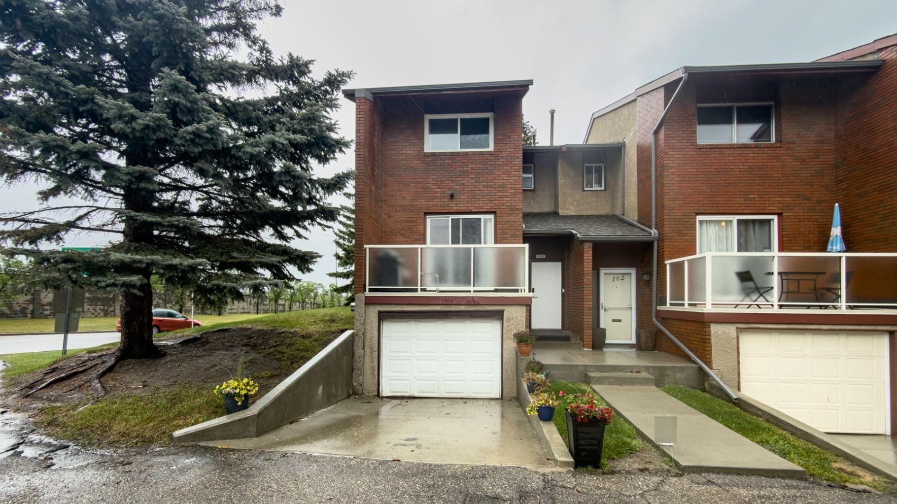 101, 1305 Glenmore Trail — photo 1