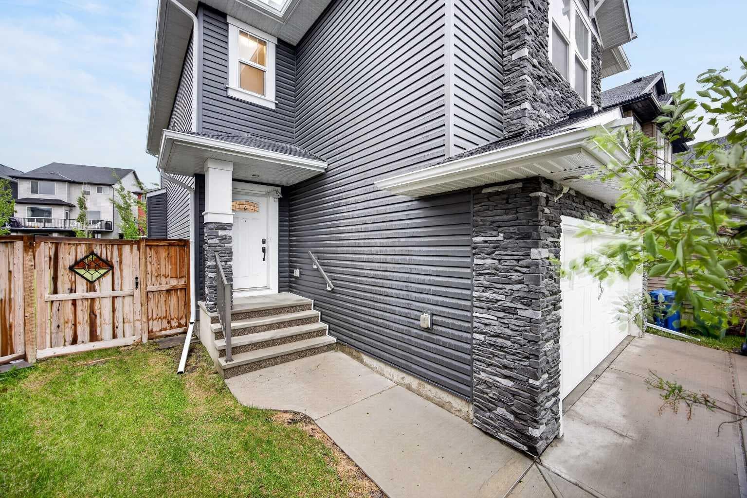 39 Nolanfield Crescent NW — photo 3