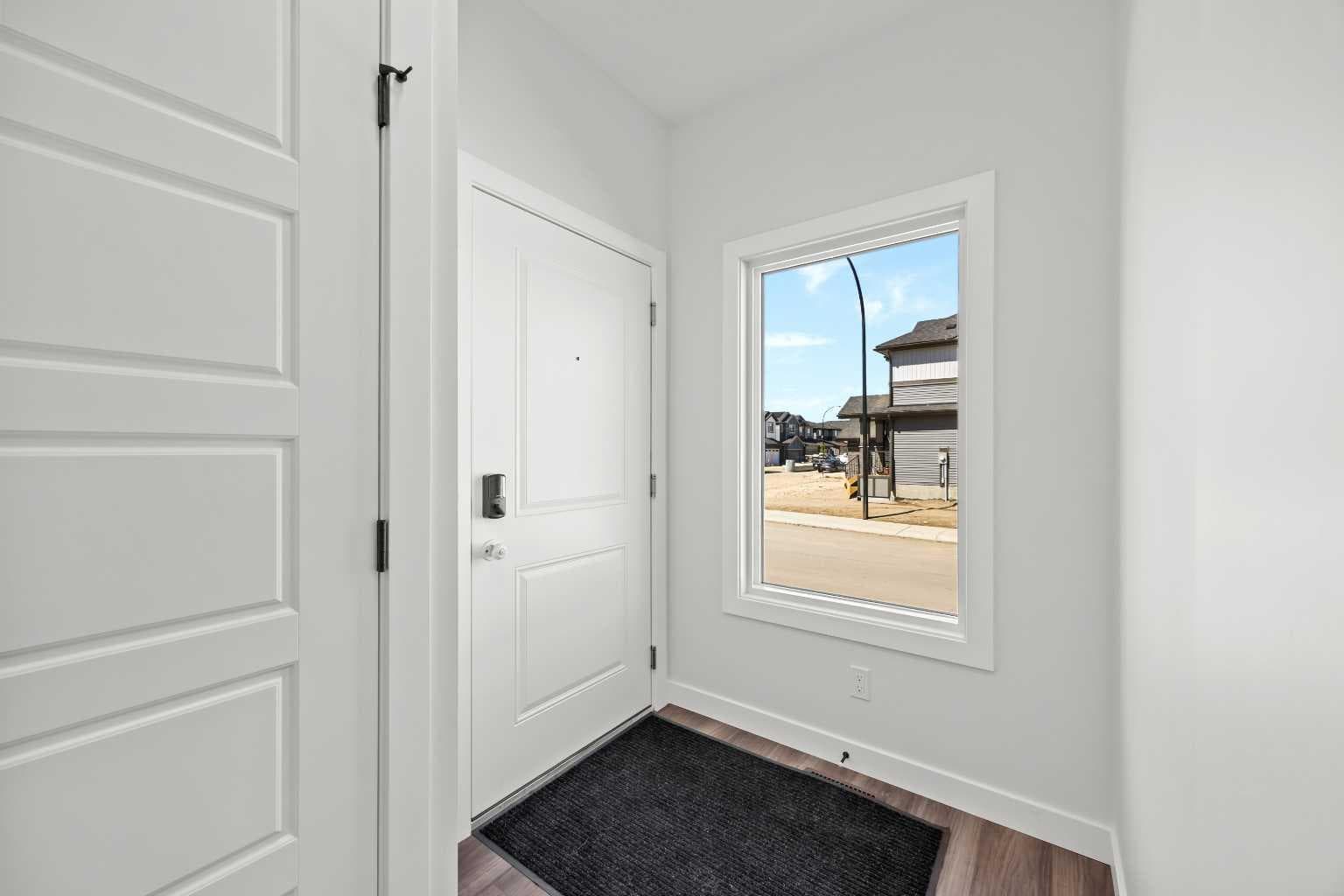 215 Sora Terrace SE — photo 3
