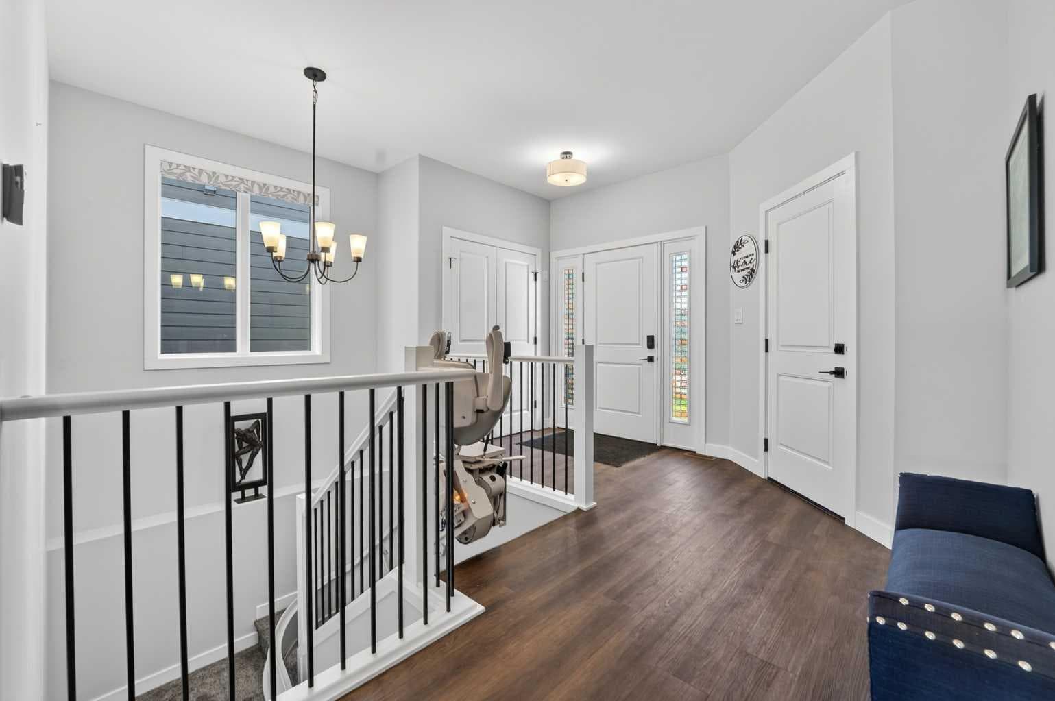 225 Greenwood Road — photo 3