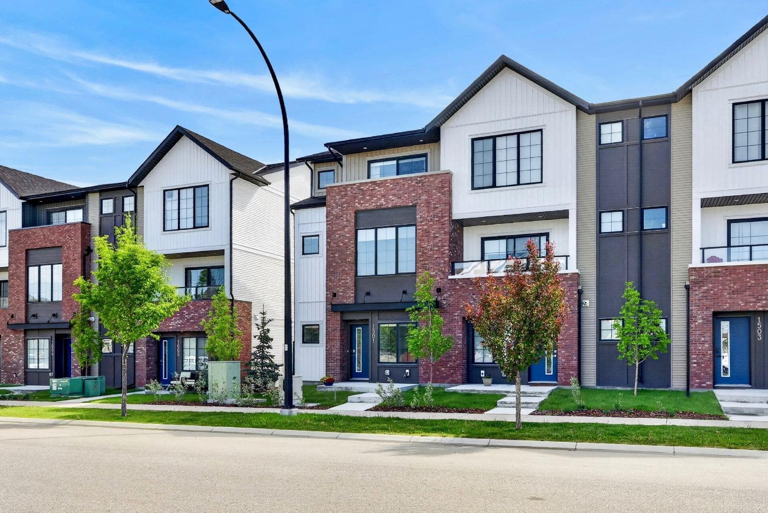 1501, 201 Cooperswood Green SW — photo 1