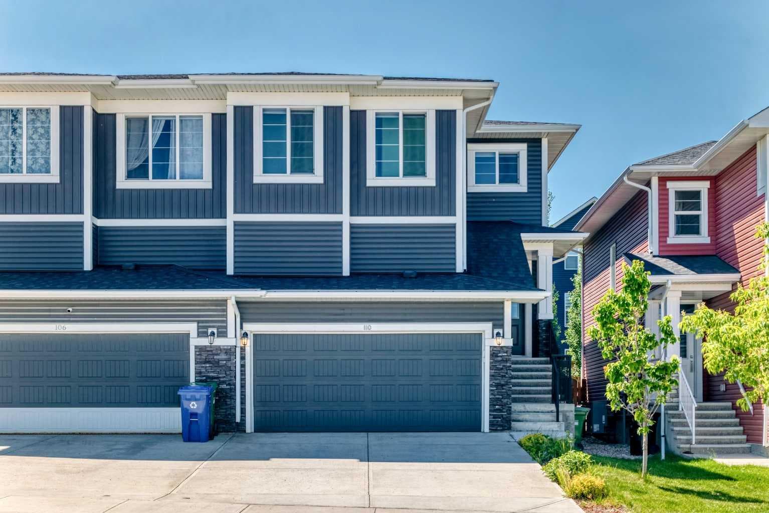 110 Crestbrook Way SW — photo 1