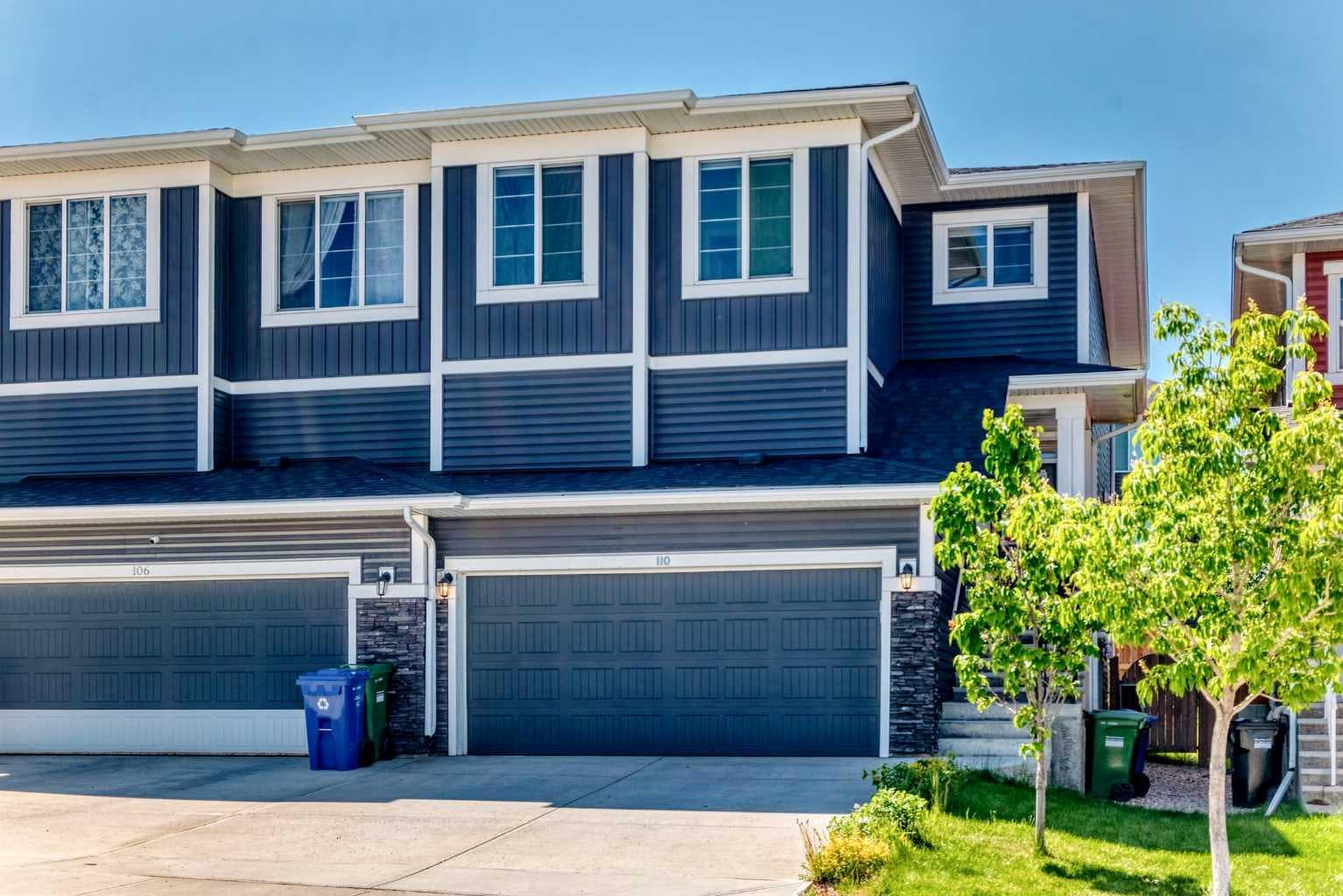 110 Crestbrook Way SW — photo 2