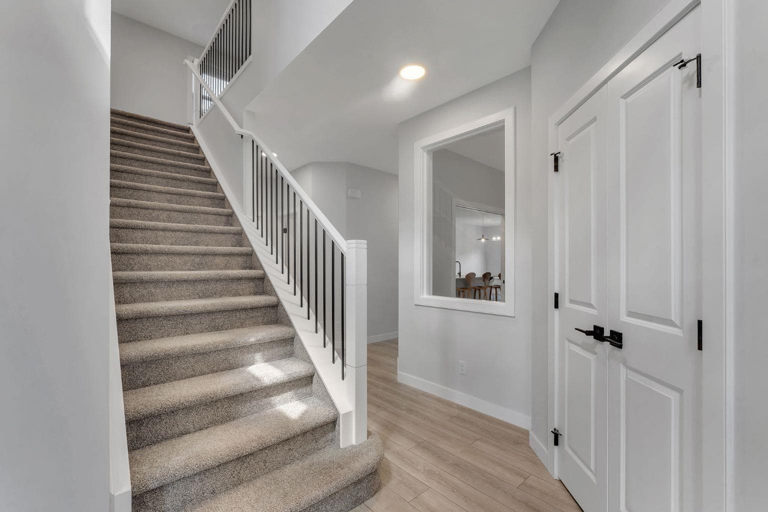 720 Midtown Drive SW — photo 4