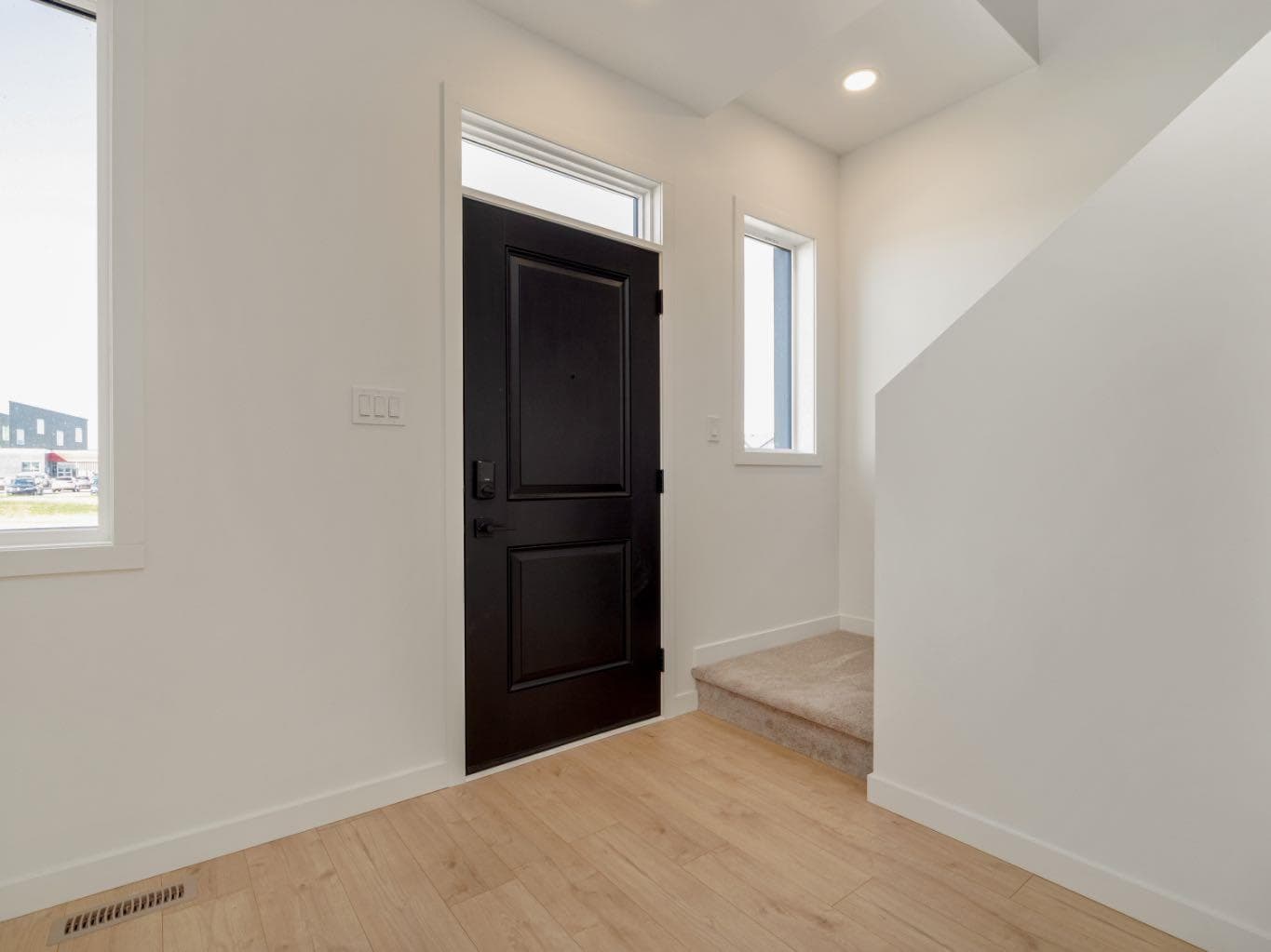 1355 Abitibi Road W — photo 2