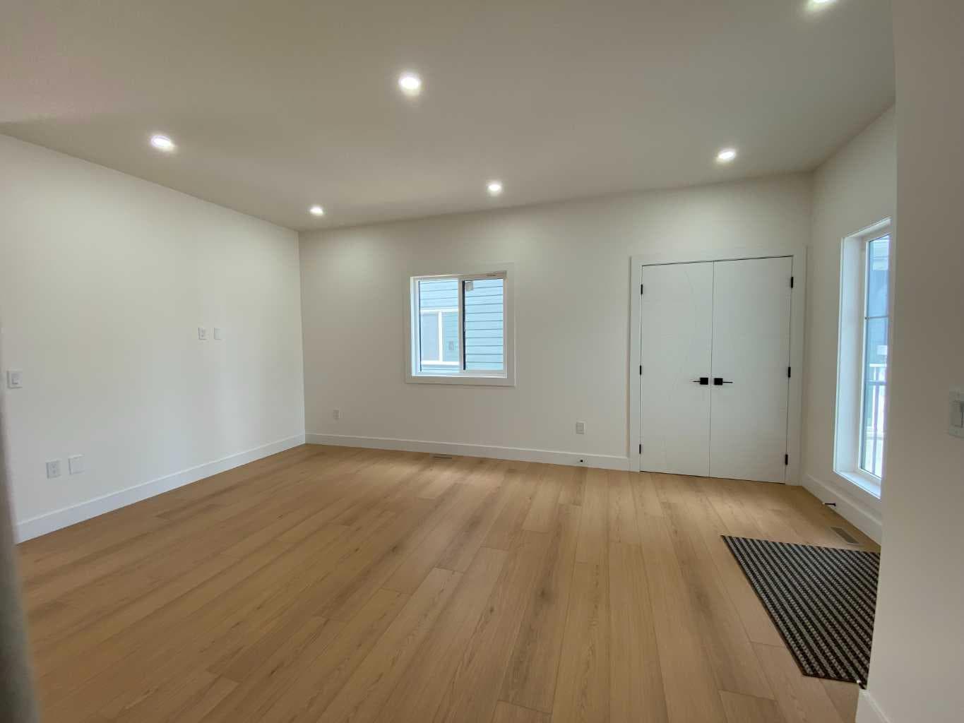 709 MANDALAY Avenue NW — photo 3