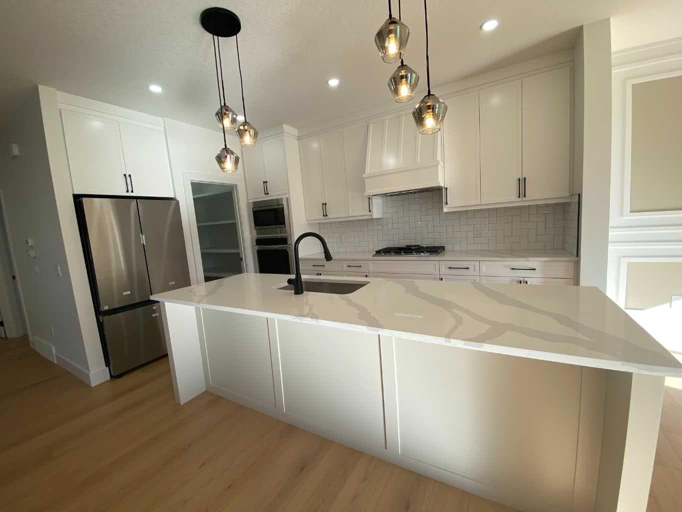 709 MANDALAY Avenue NW — photo 4
