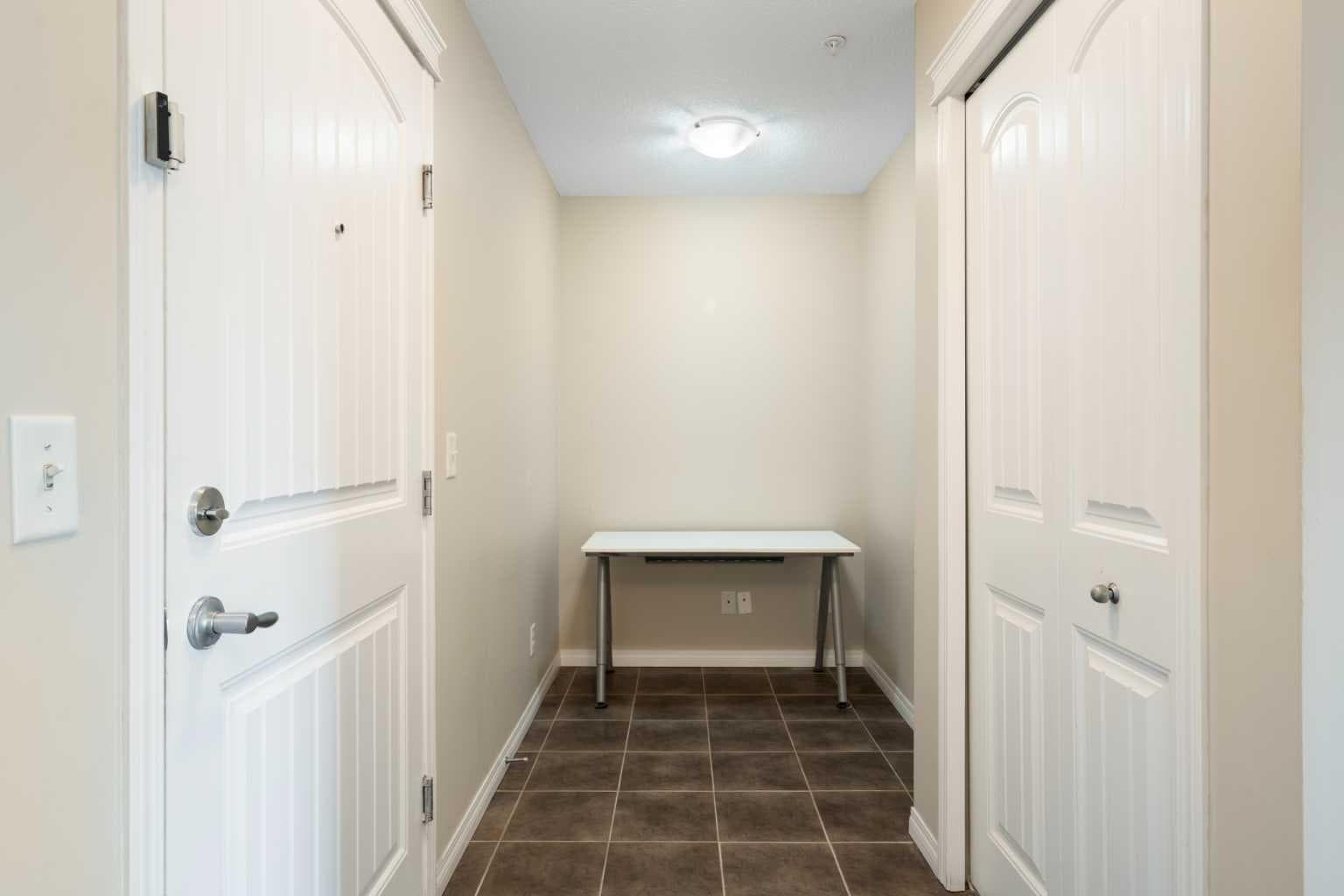 4314, 31 Country Village Manor NE — photo 2
