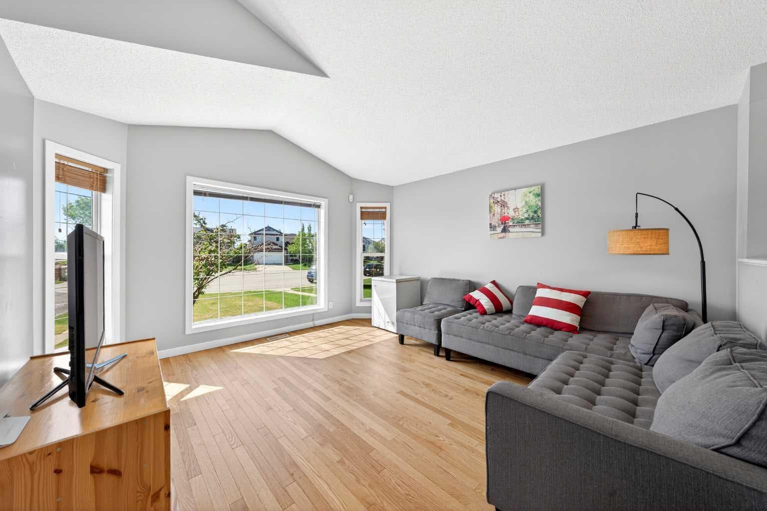 391 Country Hills Place NW — photo 3