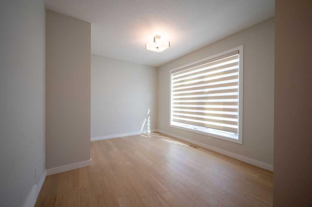 146 Alpine Drive SW — photo 5