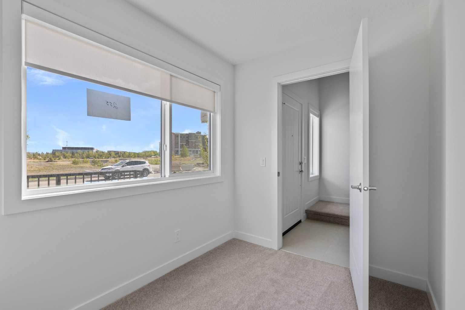 132 Quesnay Wood Link SW — photo 5