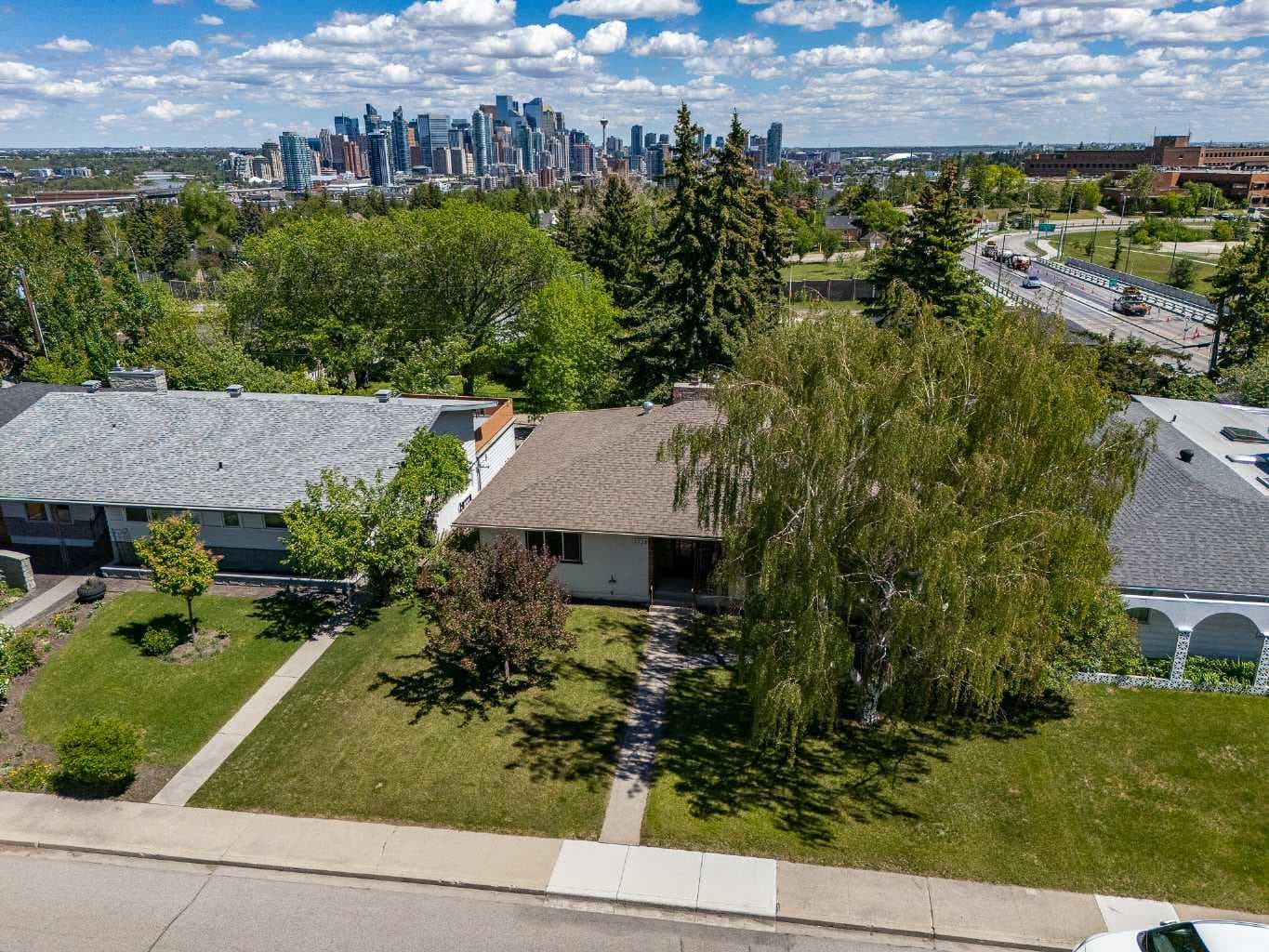 1738 Suffolk Street SW — photo 2