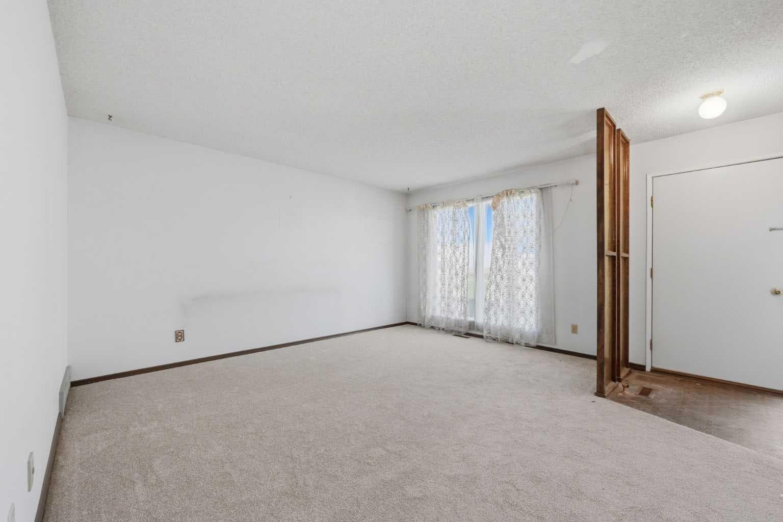 222 Marlborough Way NE — photo 5
