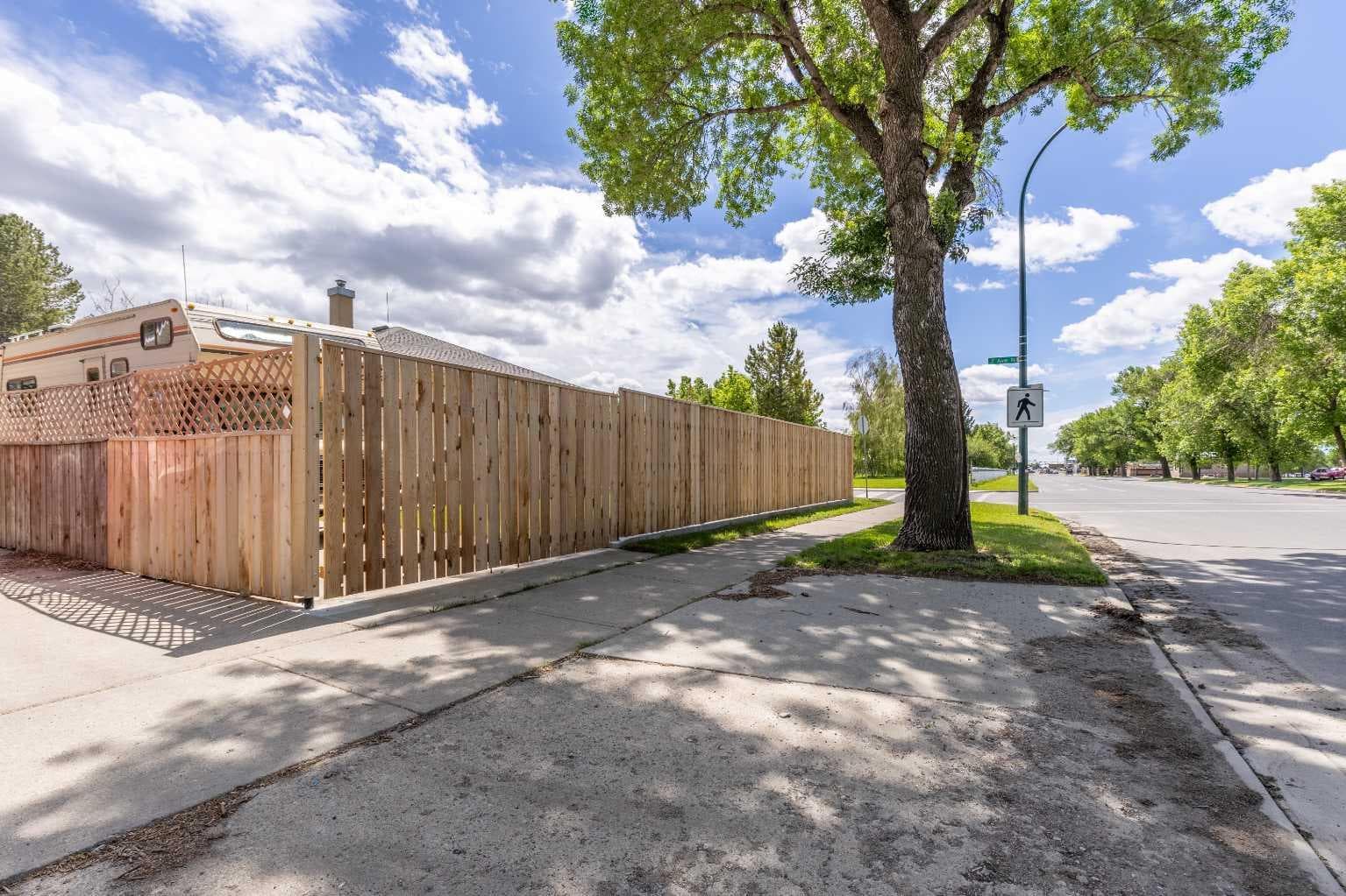 2305 7 Avenue N — photo 4