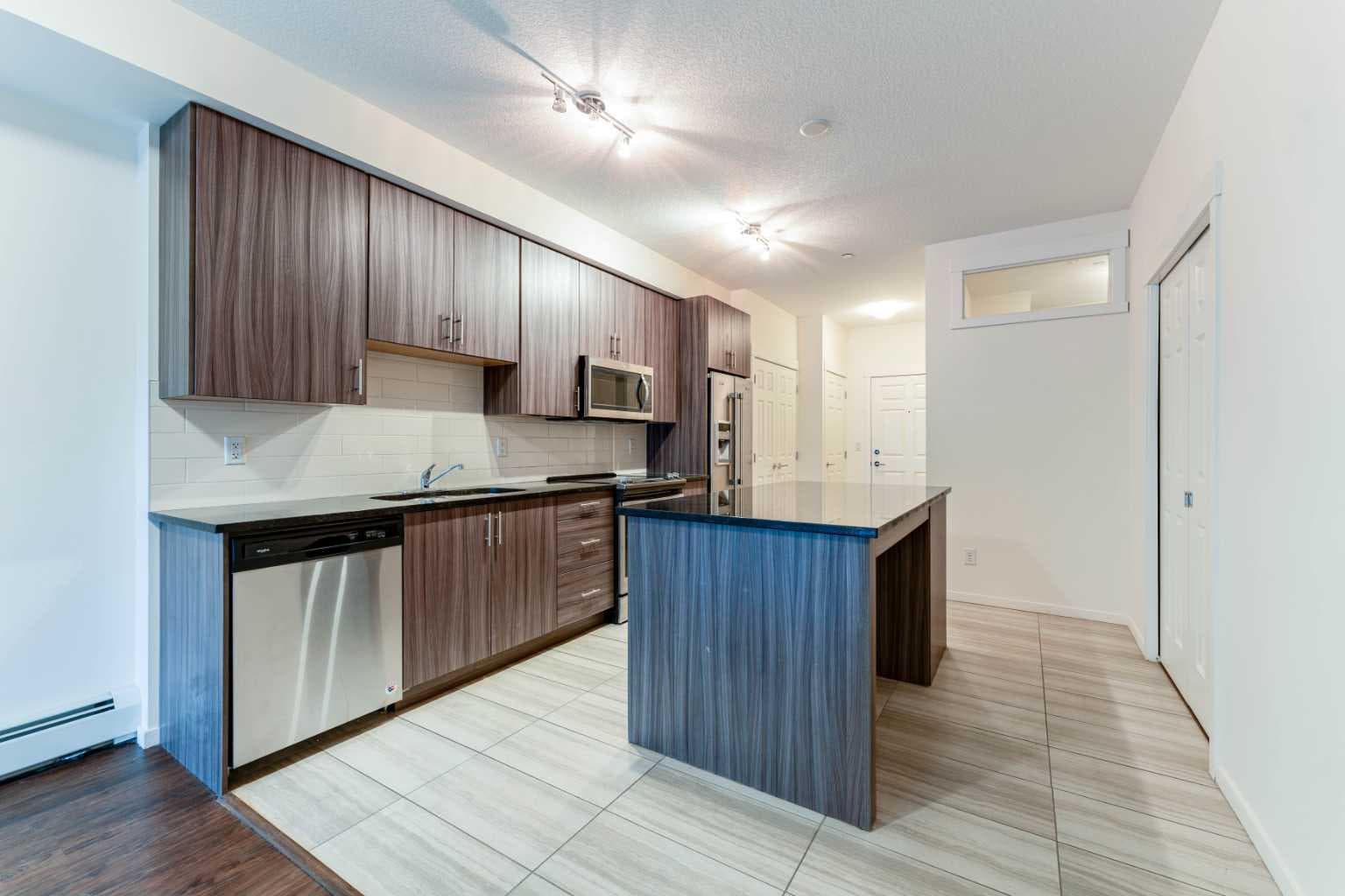 4116, 215 Legacy Boulevard SE — photo 4