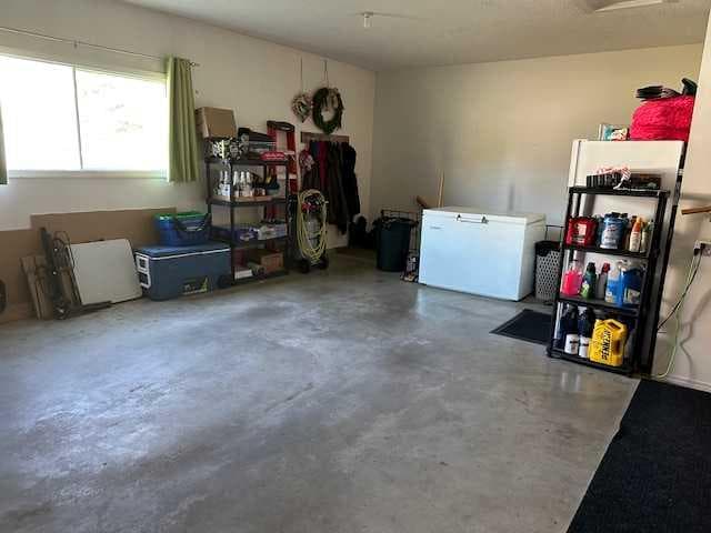 584 2nd Avenue W — photo 3
