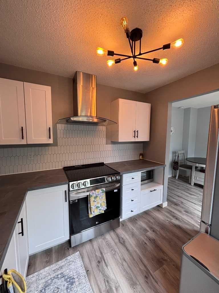111 columbia Place W — photo 3