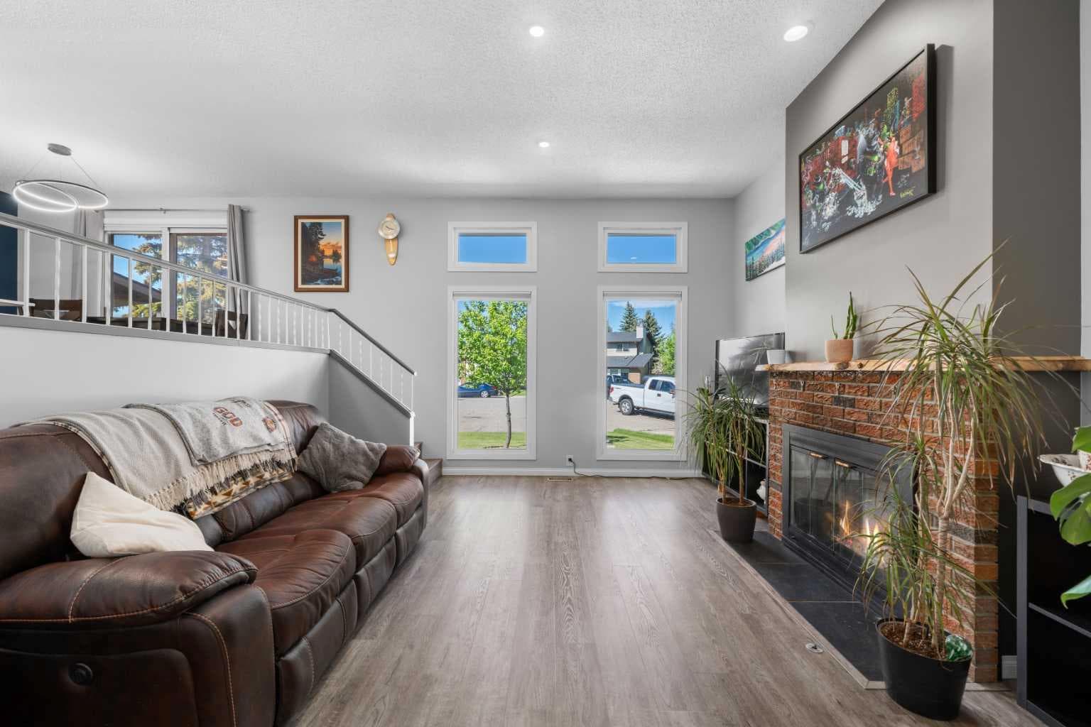 24 Cedardale Rise SW — photo 4