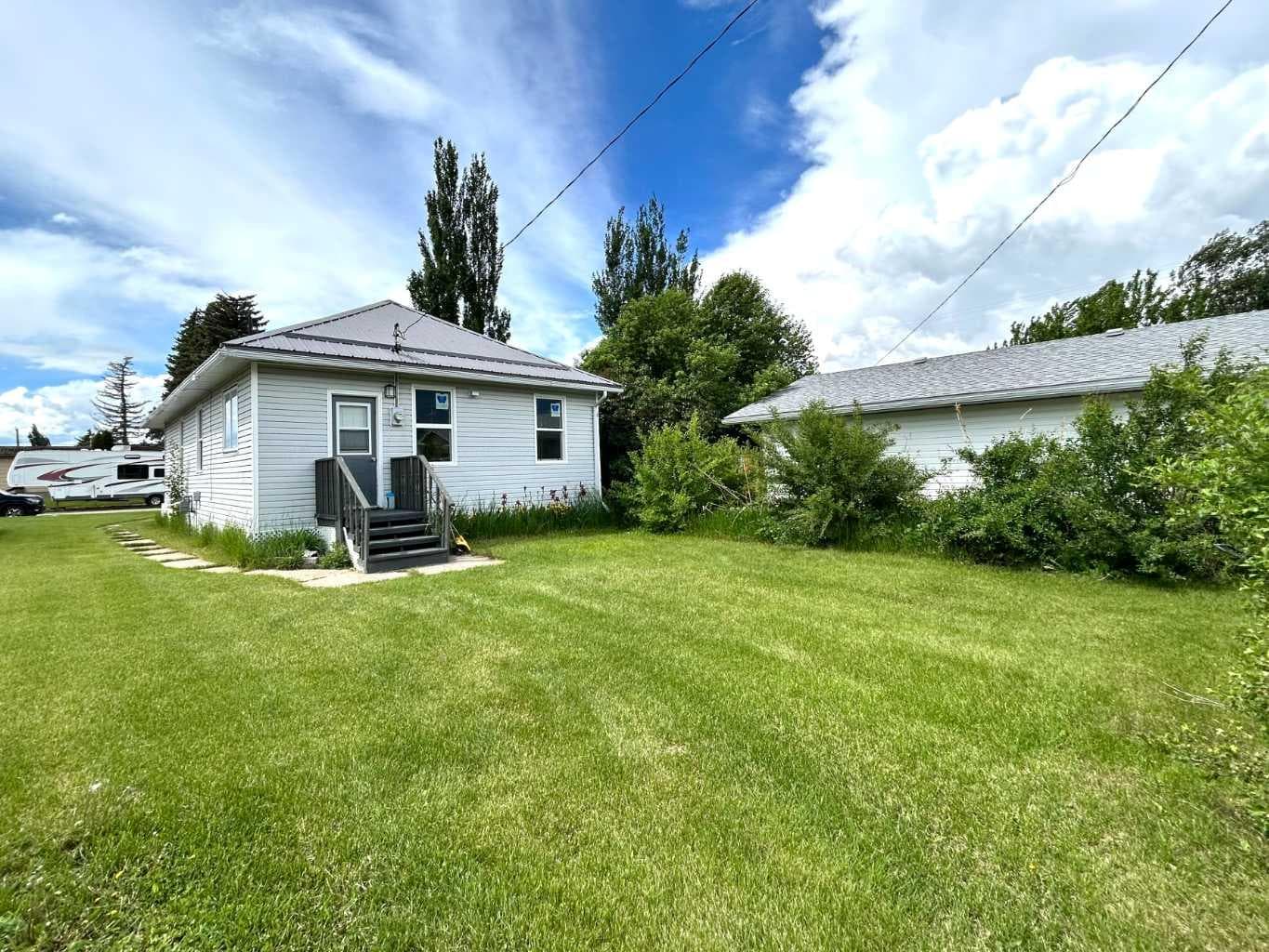 517 Iris Street — photo 4