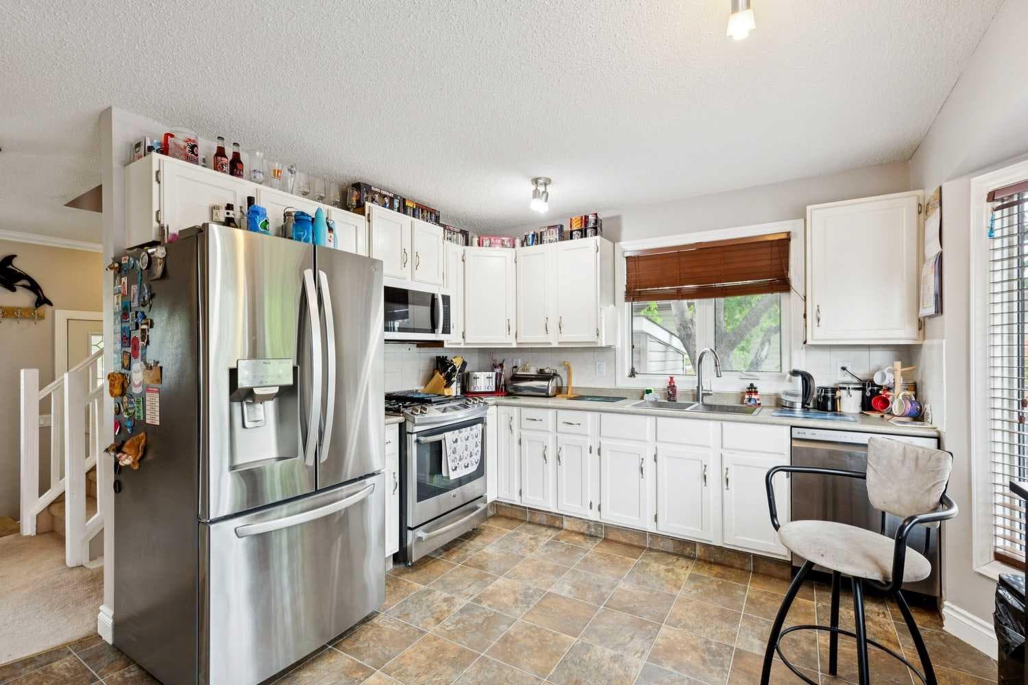 1826 Summerfield Boulevard SE — photo 2